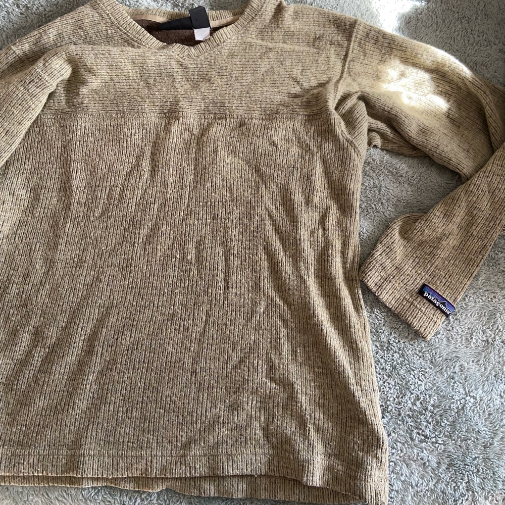 Women’s patagonia pullover sweater